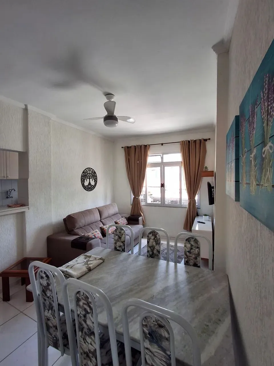 Apartamento 55 m² com 2 quartos no Centro de Caraguatatuba