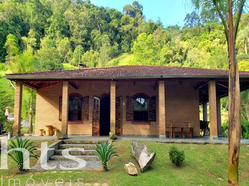 Chacara · Paraibuna